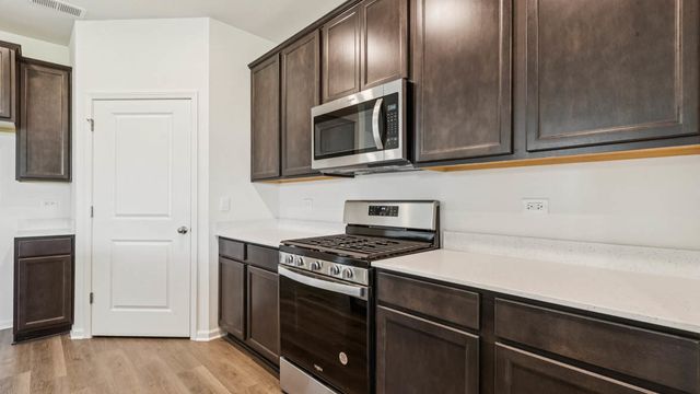 14555 S Greenbriar Drive, Plainfield, IL 60544
