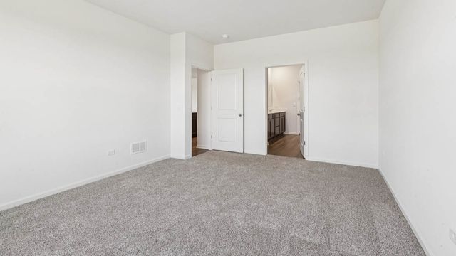 14555 S Greenbriar Drive, Plainfield, IL 60544