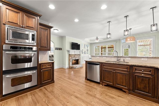 4610 Vista Ridge Lane, Flowery Branch, GA 30542