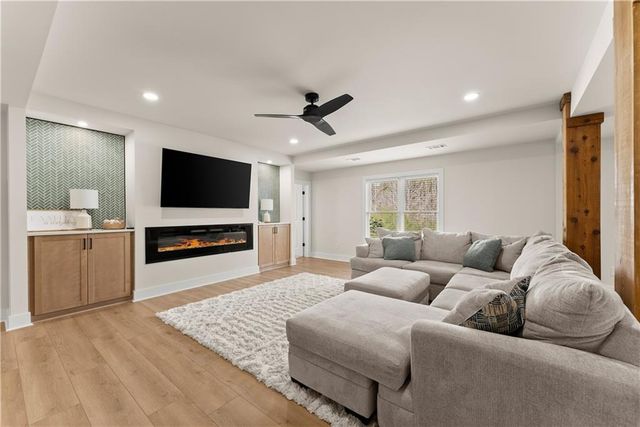 4610 Vista Ridge Lane, Flowery Branch, GA 30542