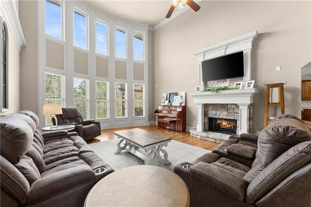 4610 Vista Ridge Lane, Flowery Branch, GA 30542