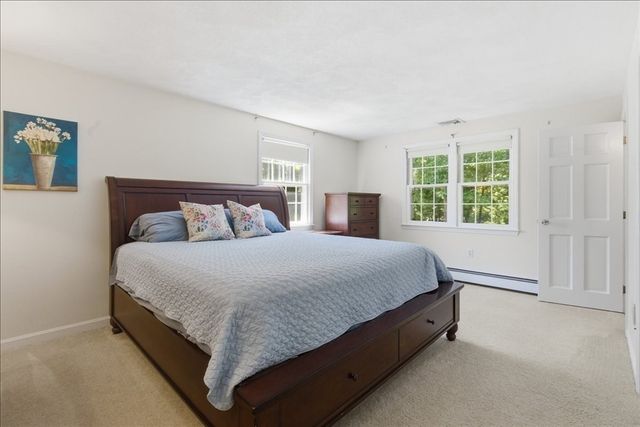 27 Kennel Hill Dr, Beverly, MA 01915