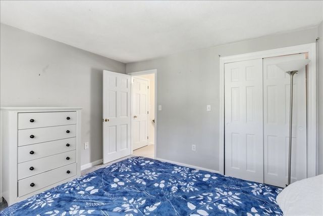 27 Kennel Hill Dr, Beverly, MA 01915