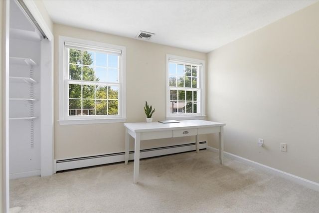 27 Kennel Hill Dr, Beverly, MA 01915