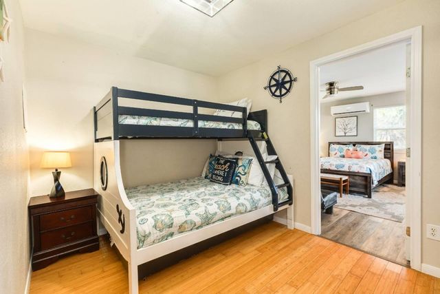 4006 Reeves Drive, Galveston, TX 77554