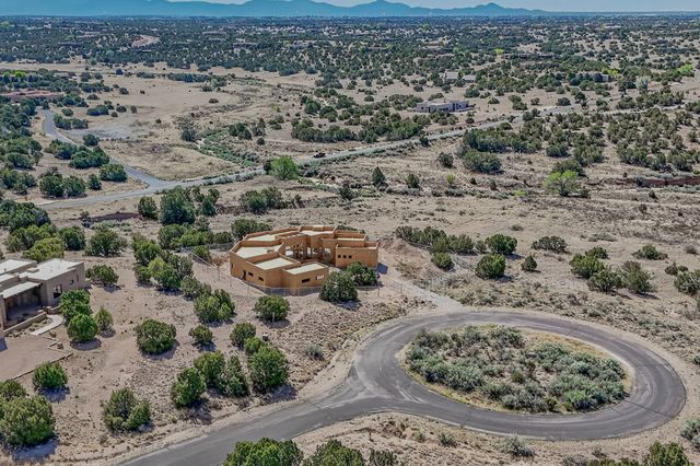 6 Tierra Vistoso, Santa Fe, NM 87506