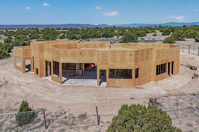 6 Tierra Vistoso, Santa Fe, NM 87506