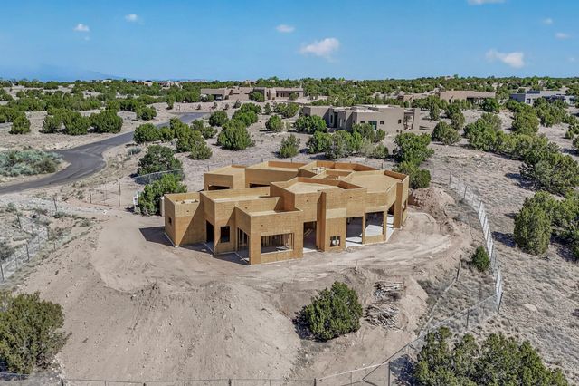 6 Tierra Vistoso, Santa Fe, NM 87506