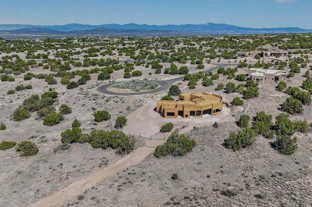 6 Tierra Vistoso, Santa Fe, NM 87506