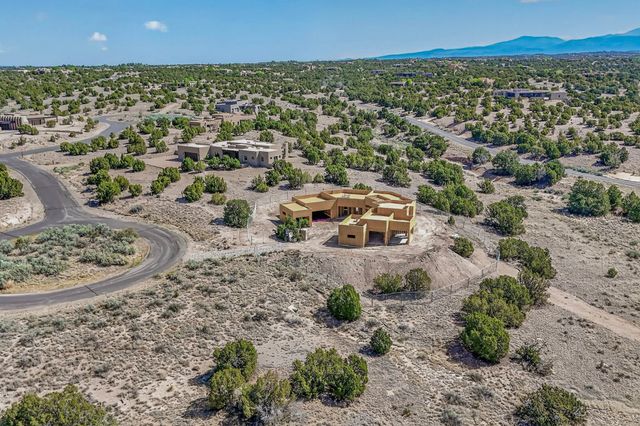 6 Tierra Vistoso, Santa Fe, NM 87506