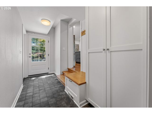 2925 Se CARLTON St, Portland, OR 97202