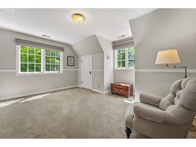 2925 Se CARLTON St, Portland, OR 97202