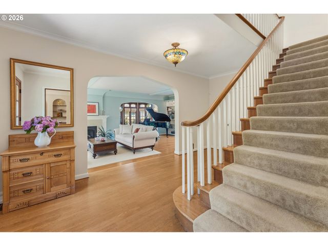 2925 Se CARLTON St, Portland, OR 97202
