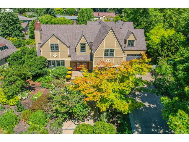 2925 Se CARLTON St, Portland, OR 97202