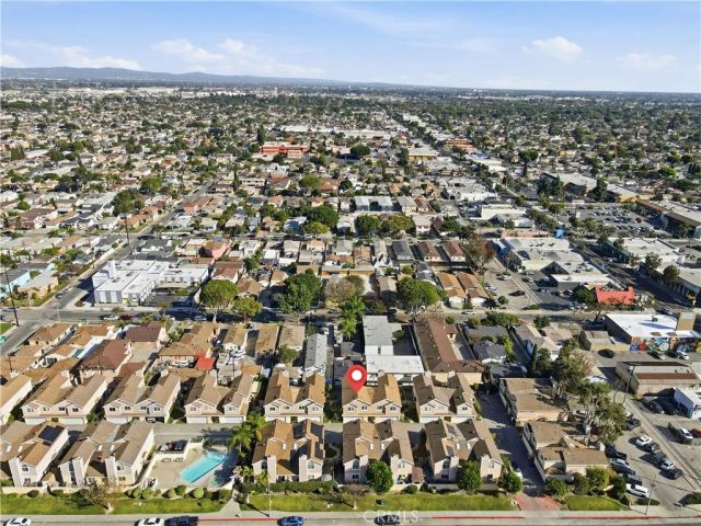 9826 California, South Gate, CA 90280