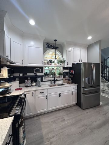 4049 Hampshire Pike, Hampshire, TN 38461