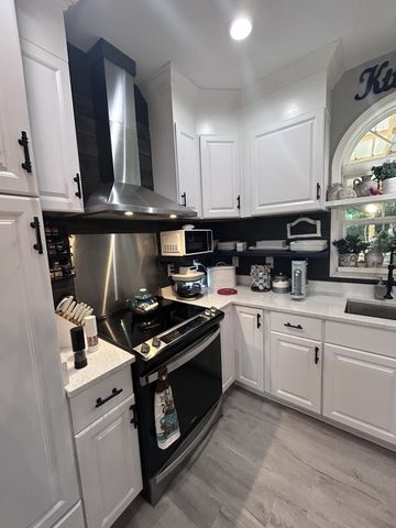 4049 Hampshire Pike, Hampshire, TN 38461