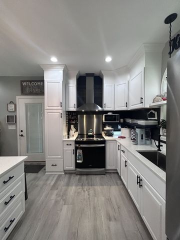 4049 Hampshire Pike, Hampshire, TN 38461