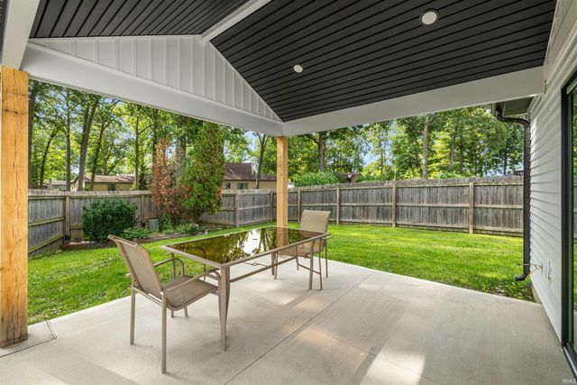 6211 Brandonwood Lane, Fort Wayne, IN 46835