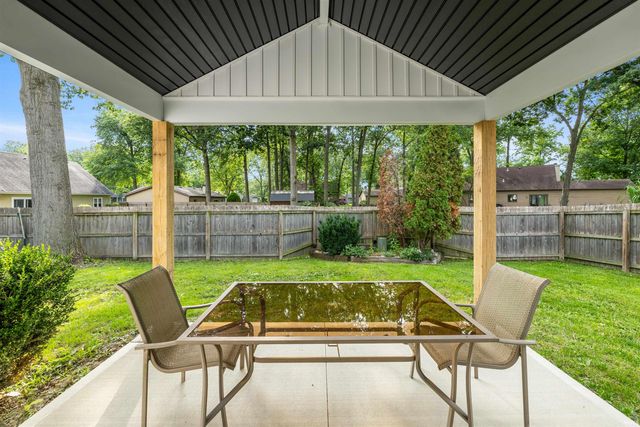 6211 Brandonwood Lane, Fort Wayne, IN 46835