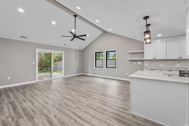 6211 Brandonwood Lane, Fort Wayne, IN 46835