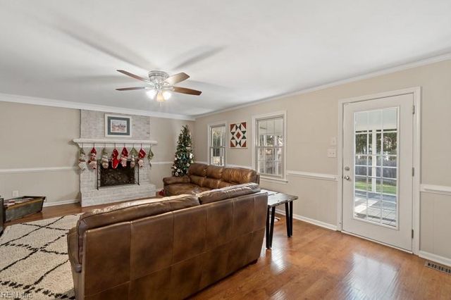 531 Currituck DR, Chesapeake, VA 23322