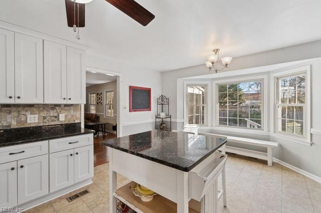 531 Currituck DR, Chesapeake, VA 23322