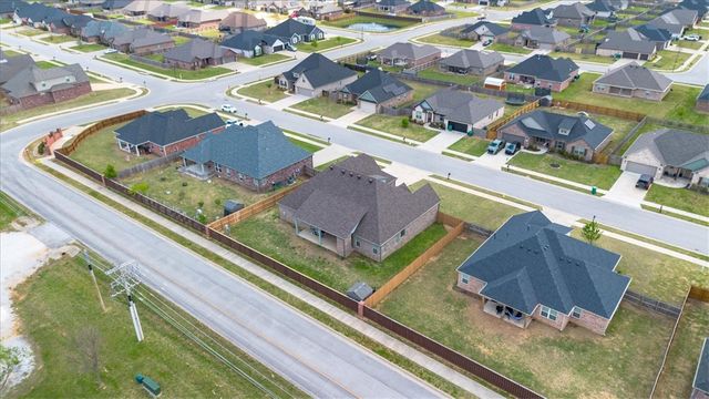 1306 Ruscello Avenue, Tontitown, AR 72762