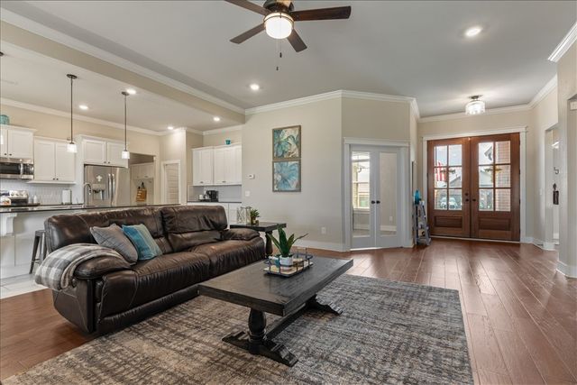 1306 Ruscello Avenue, Tontitown, AR 72762