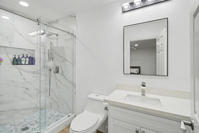 5522 21st Ave, Sacramento, CA 95820