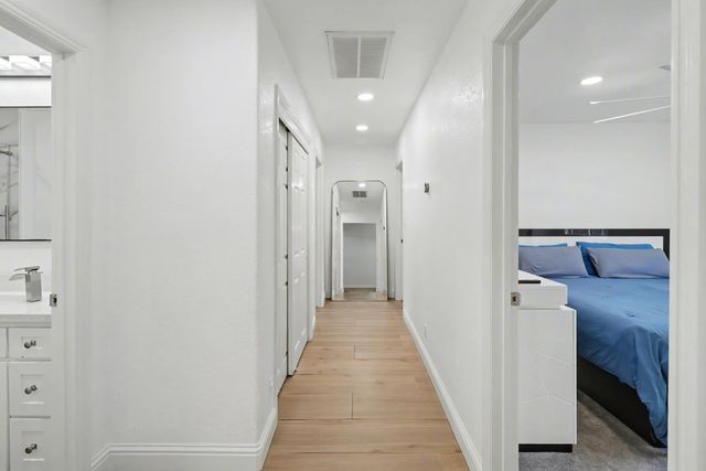 5522 21st Ave, Sacramento, CA 95820