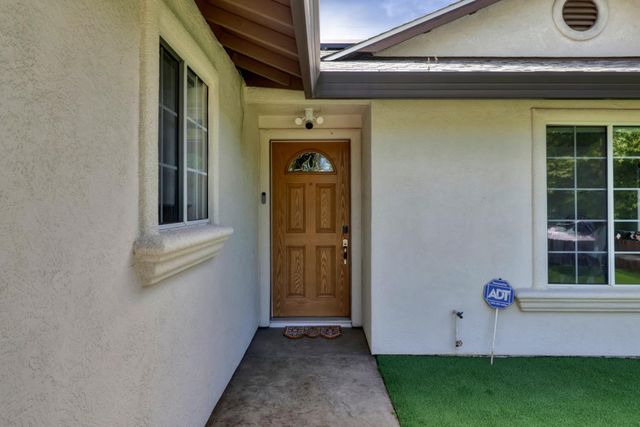 5522 21st Ave, Sacramento, CA 95820