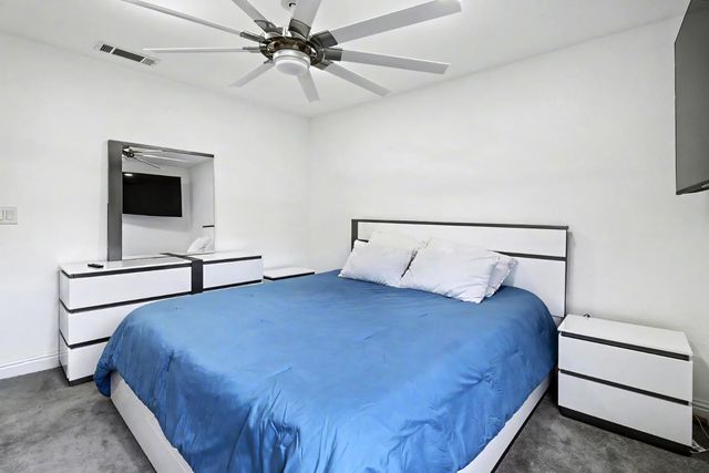 5522 21st Ave, Sacramento, CA 95820