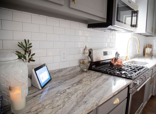 45207 Cass Avenue, Utica, MI 48317