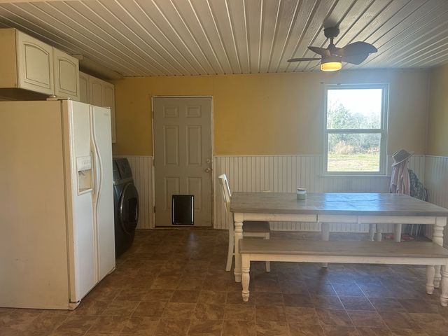 4717 State Line Rd, Cottonwood, AL 36320