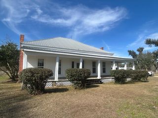 4717 State Line Rd, Cottonwood, AL 36320