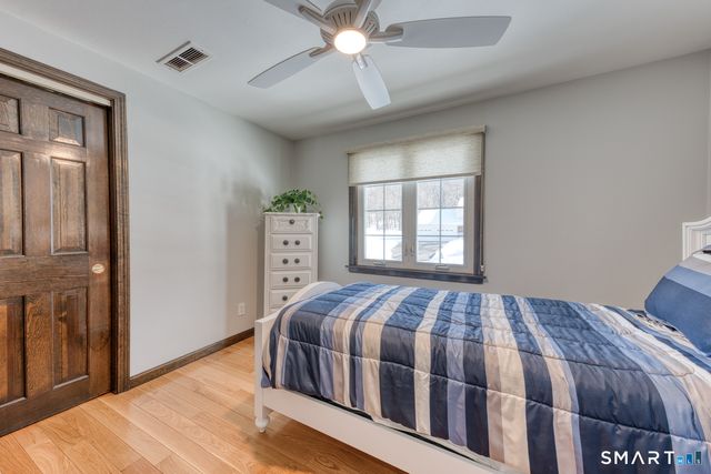 41 Kingswood Drive, Southington, CT 06489