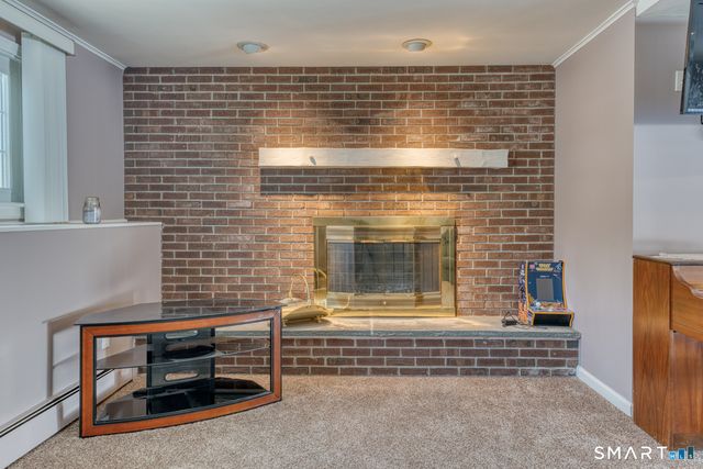 41 Kingswood Drive, Southington, CT 06489