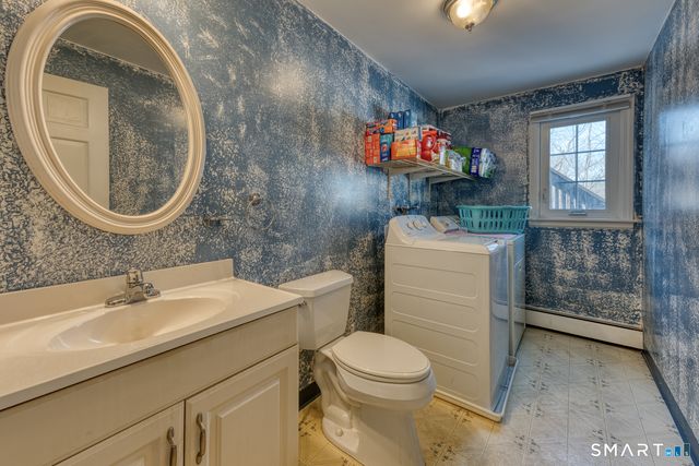 41 Kingswood Drive, Southington, CT 06489