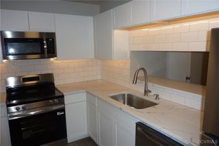 424 Hickorywood Cir, Henrico, VA 23223