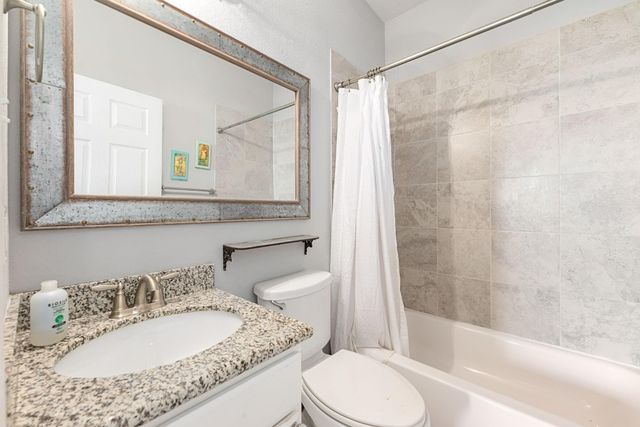 847 S Tinkle Lane, Crystal Beach, TX 77650