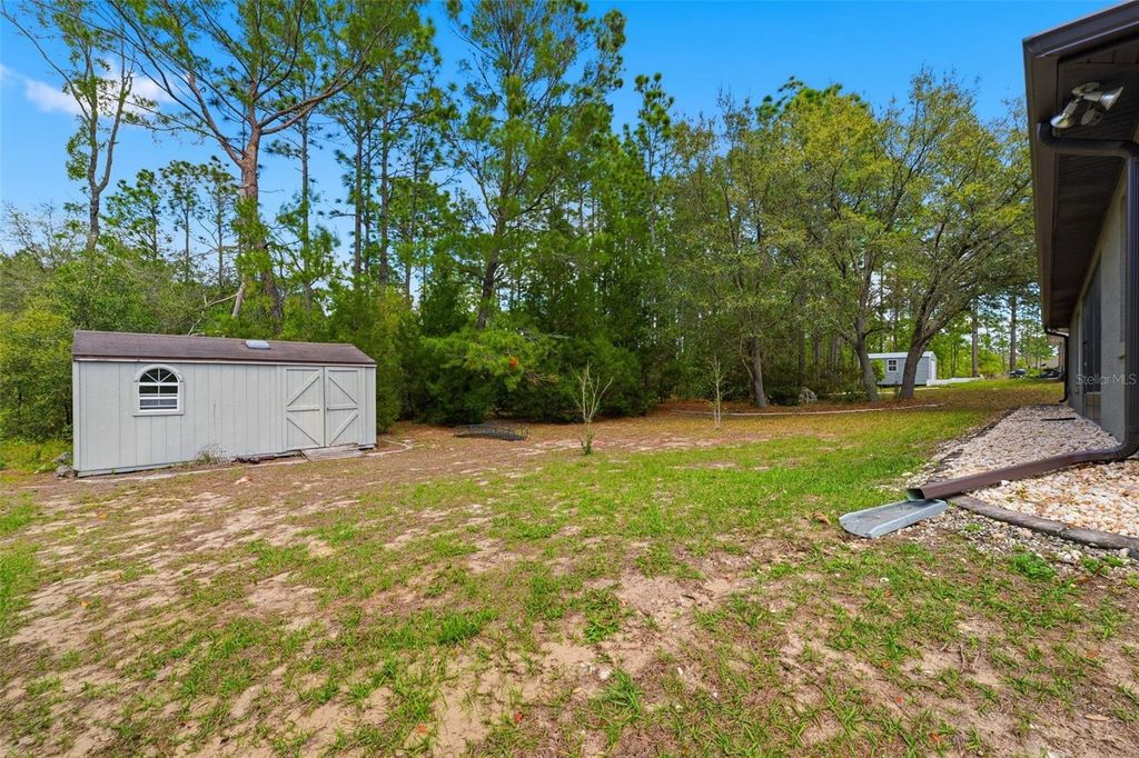 Image 25 of property listing at 3339 W ELDRIDGE DRIVE, Citrus Springs, FL 34433