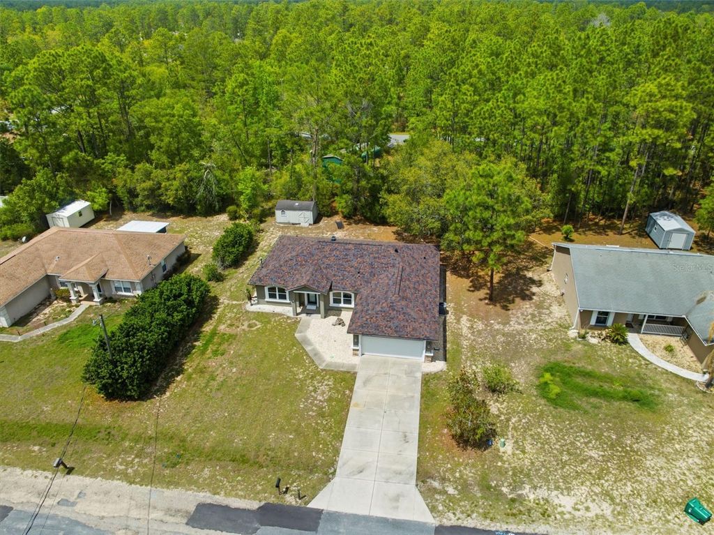 Image 32 of property listing at 3339 W ELDRIDGE DRIVE, Citrus Springs, FL 34433