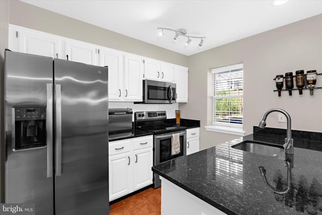 5 EDGEWOOD GREEN CT, Annapolis, MD 21403