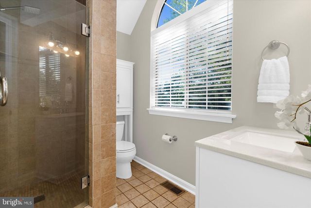 5 EDGEWOOD GREEN CT, Annapolis, MD 21403