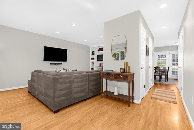 5 EDGEWOOD GREEN CT, Annapolis, MD 21403
