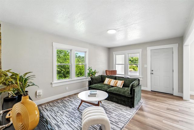 1822 22nd Street, Des Moines, IA 50310