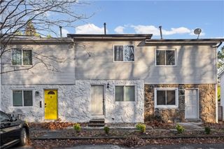 579 Northridge Crossing Drive, Atlanta, GA 30350