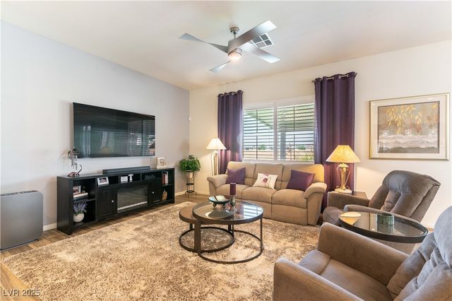 6225 Gambetta Street, Las Vegas, NV 89115