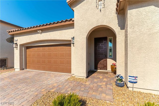 6225 Gambetta Street, Las Vegas, NV 89115